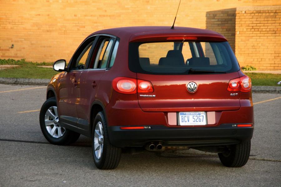  Volkswagen Tiguan S 2009 года  (фото 25 из 25)